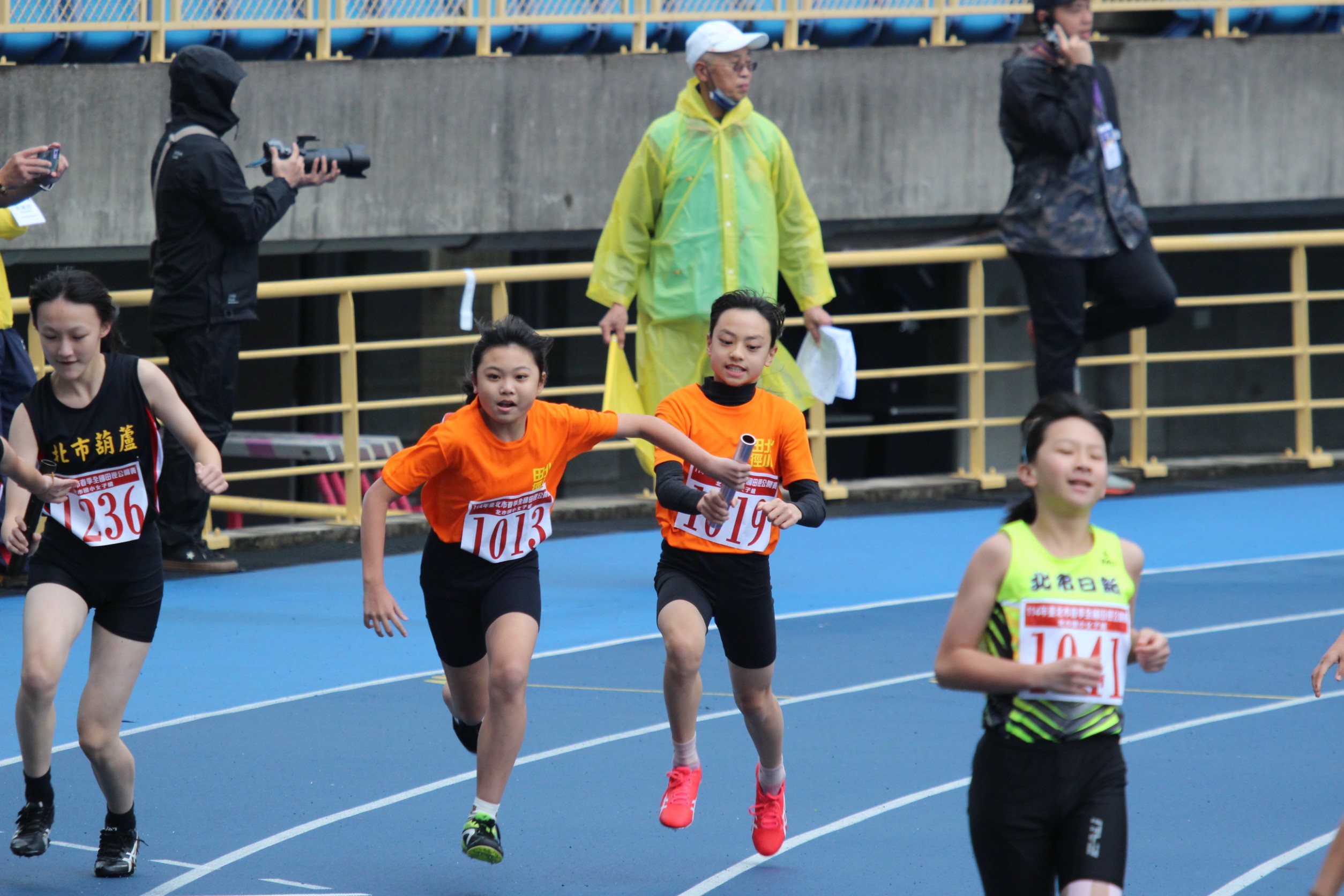 3女生400接力.jpg